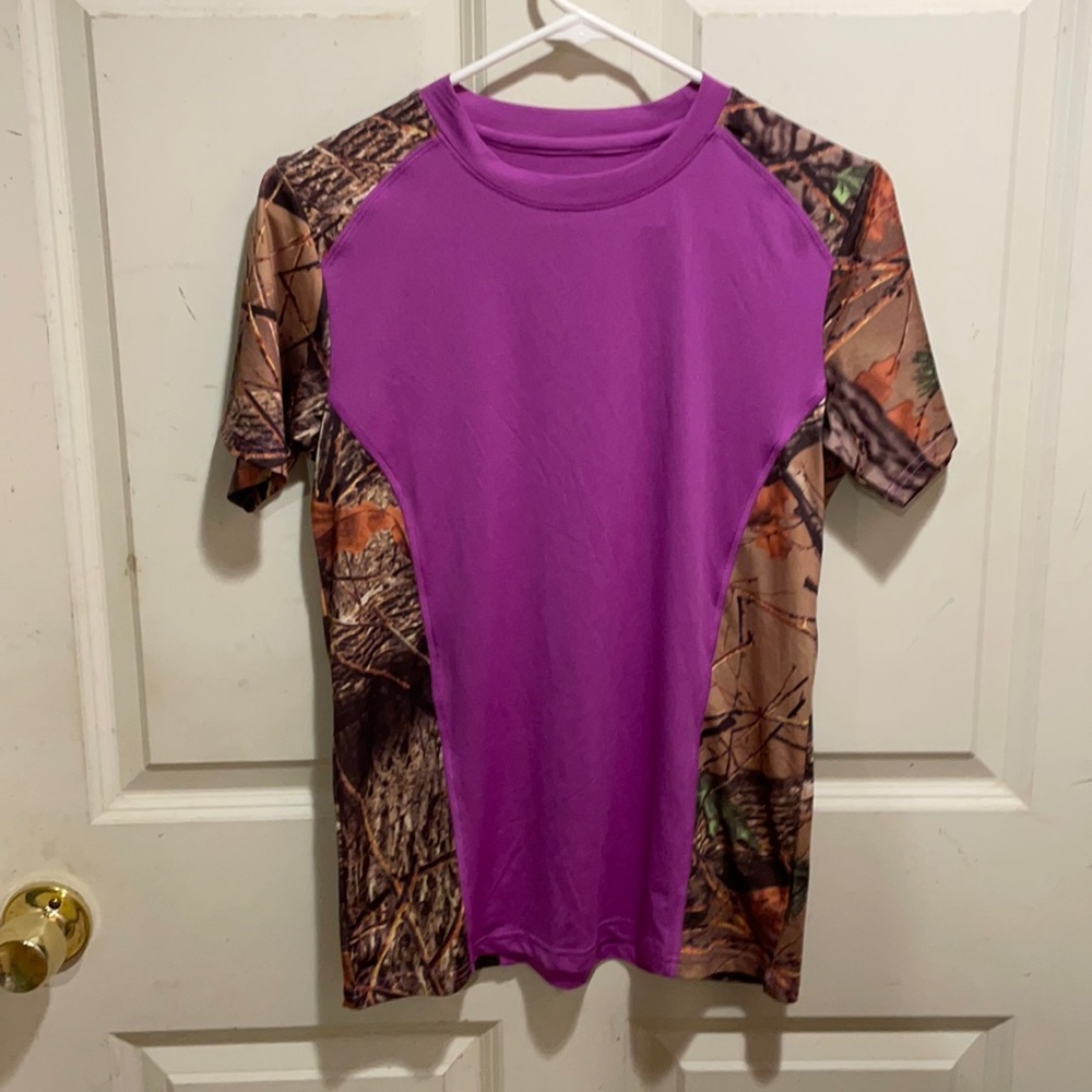 Trail  crest highland forestNWT Woman’s SMALL 2/15.00 SALE 🦺